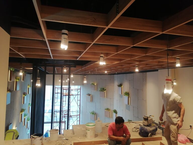 ديكور كافيهات في الرياض بتصميم عصري